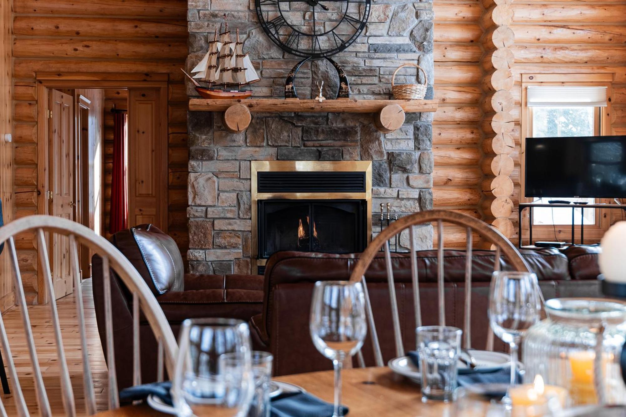 Fiddler Lake Resort Chalet 76 Deer Mille-Isles エクステリア 写真